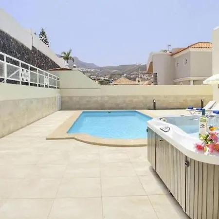 Villa Villa Luxe Paramounth Jacuzzy Pool *