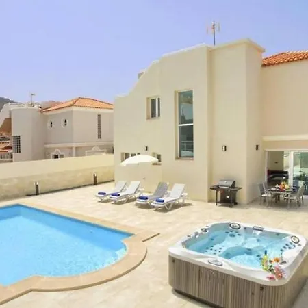 Villa Villa Luxe Paramounth Jacuzzy Pool
