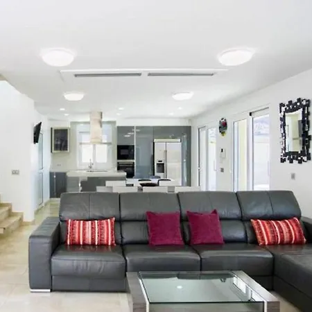 Villa Villa Luxe Paramounth Jacuzzy Pool Costa Adeje (Tenerife)